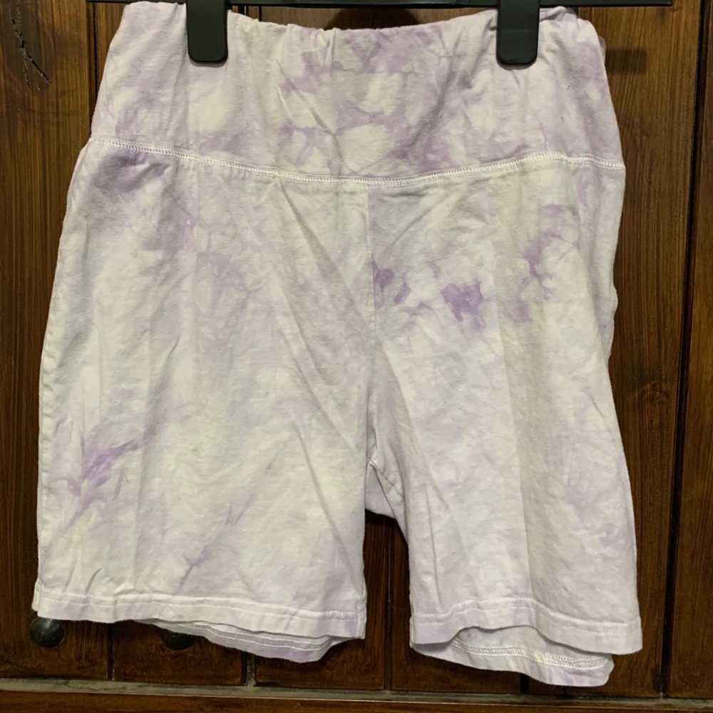 Tie-dye biker shorts